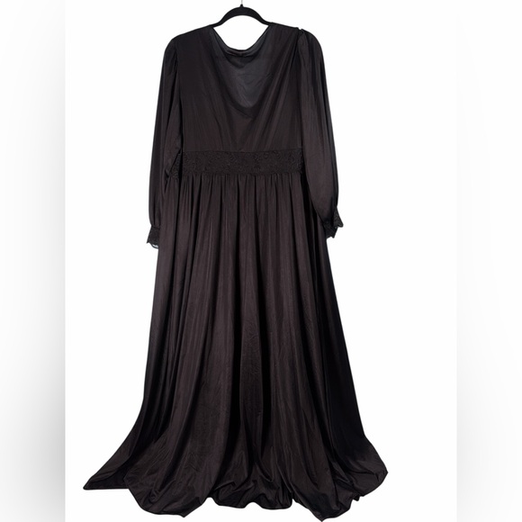 2- Shadowline Women's Nightgown Black Long Lace Bodice Silhouette Silky Nylon  L - Picture 7 of 16